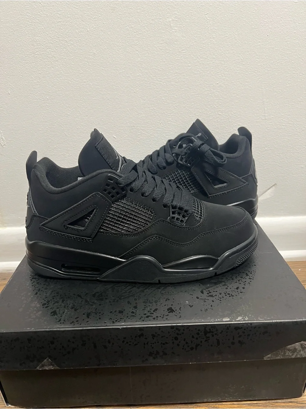 Jordan 4 Retro Black Cat Size 9.5M / 11W